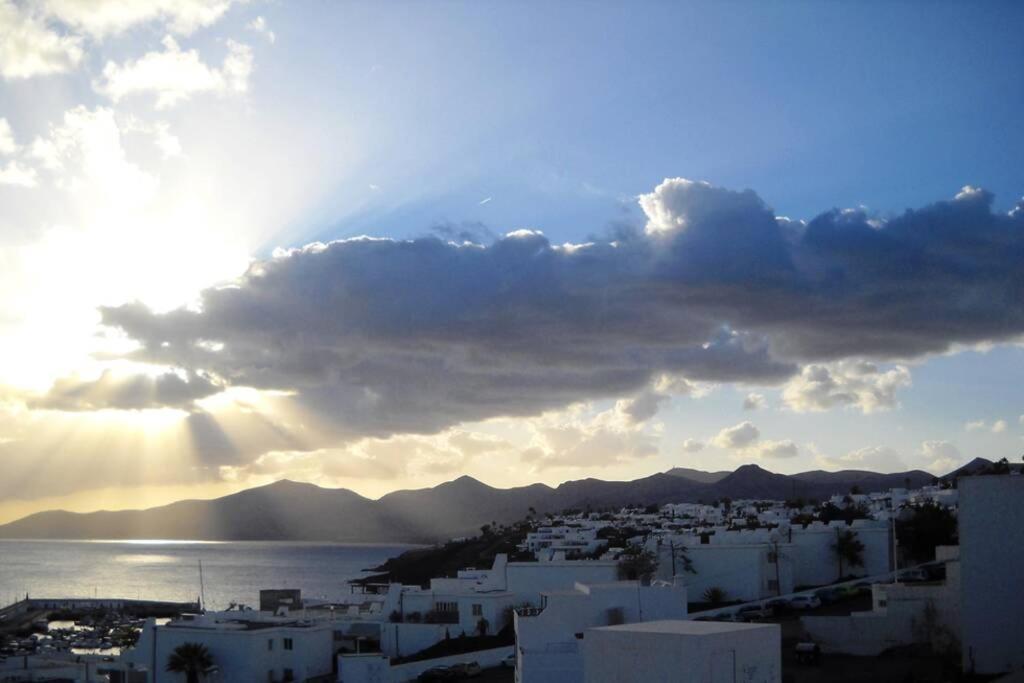 Wonderful Sea View Apartment In Puerto Del Carmen プエルト・デル・カルメン エクステリア 写真